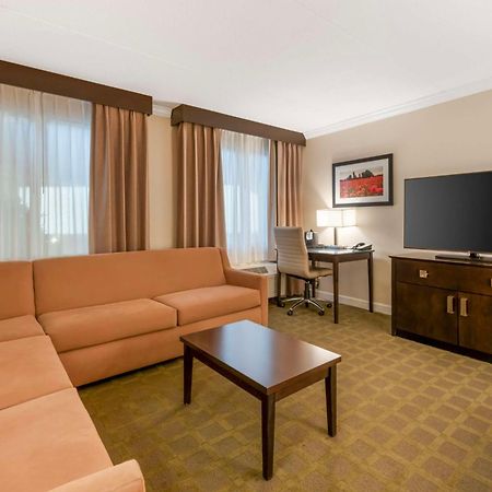 Best Western Plus White Bear Country Inn White Bear Lake Luaran gambar