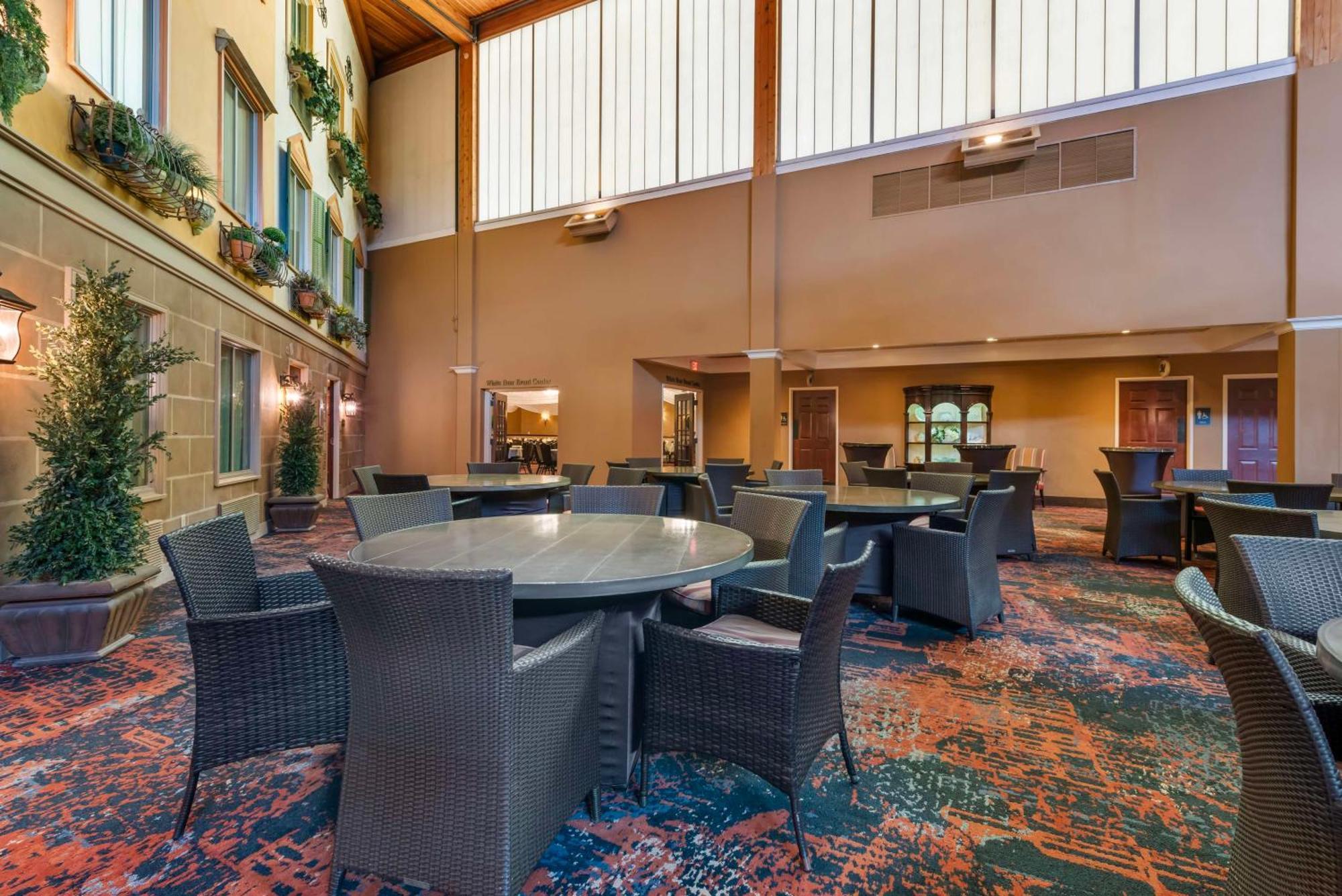 Best Western Plus White Bear Country Inn White Bear Lake Luaran gambar